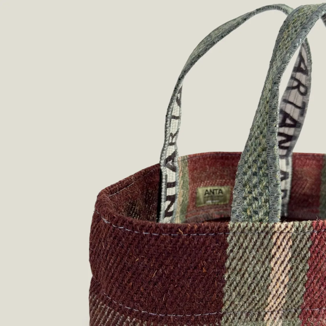 Dunvegan Tote Bag