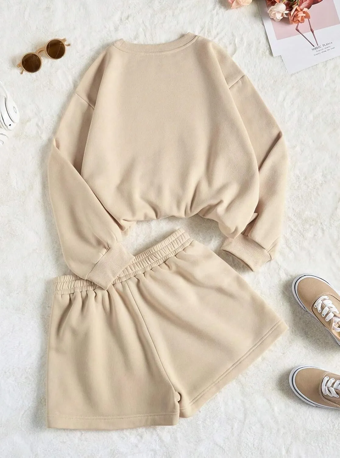 Hilinker Womens Graphic 2 Piece Outfit Long Sleeve Sweatshirt and Shorts Set Casual Sweatsuits