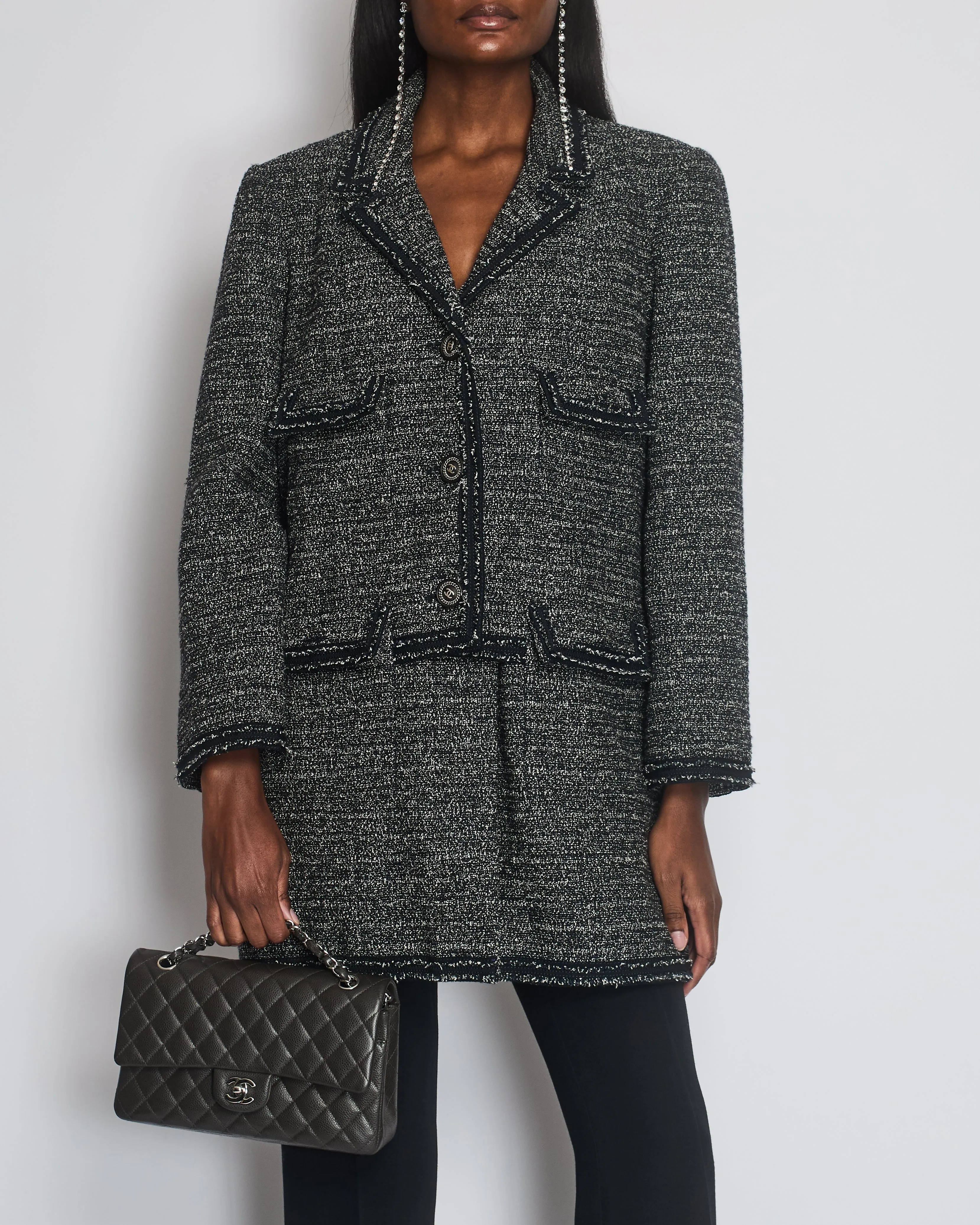 *hot*trendy Inspired  Chanel Black And White Tweed Jacket With Blue Stitched Trims & Ruthenium Cc Logo Button Details Size Fr 46 (uk 18)