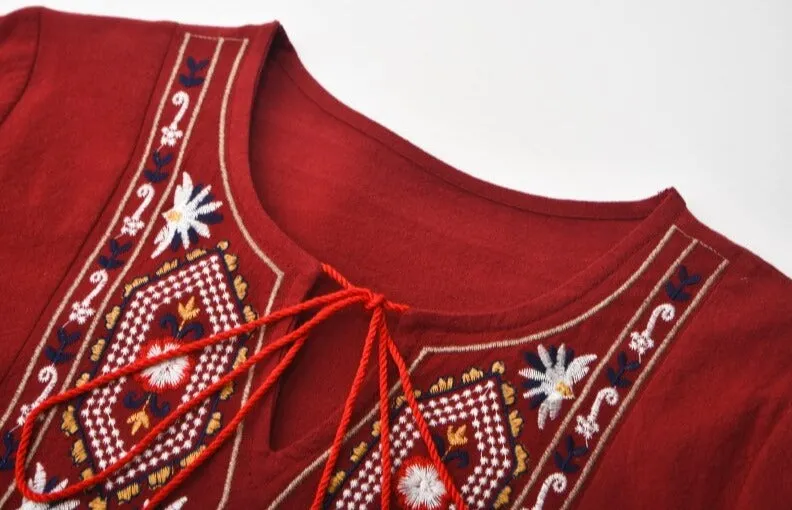 Women Embroidery Retro Elegant Round Neck Dress