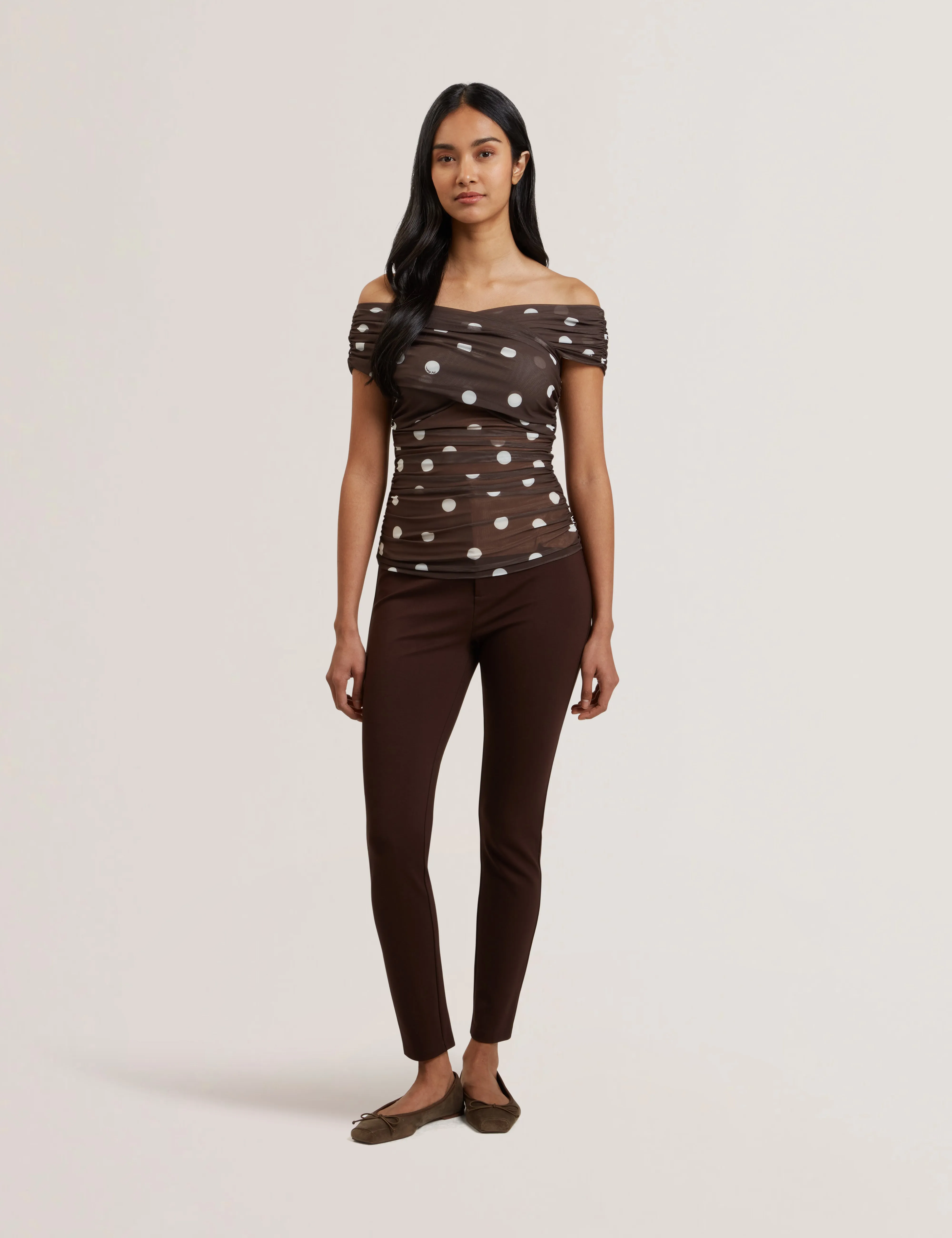 Zaamo Cross Over Neck Printed Mesh Top Dk-Brown