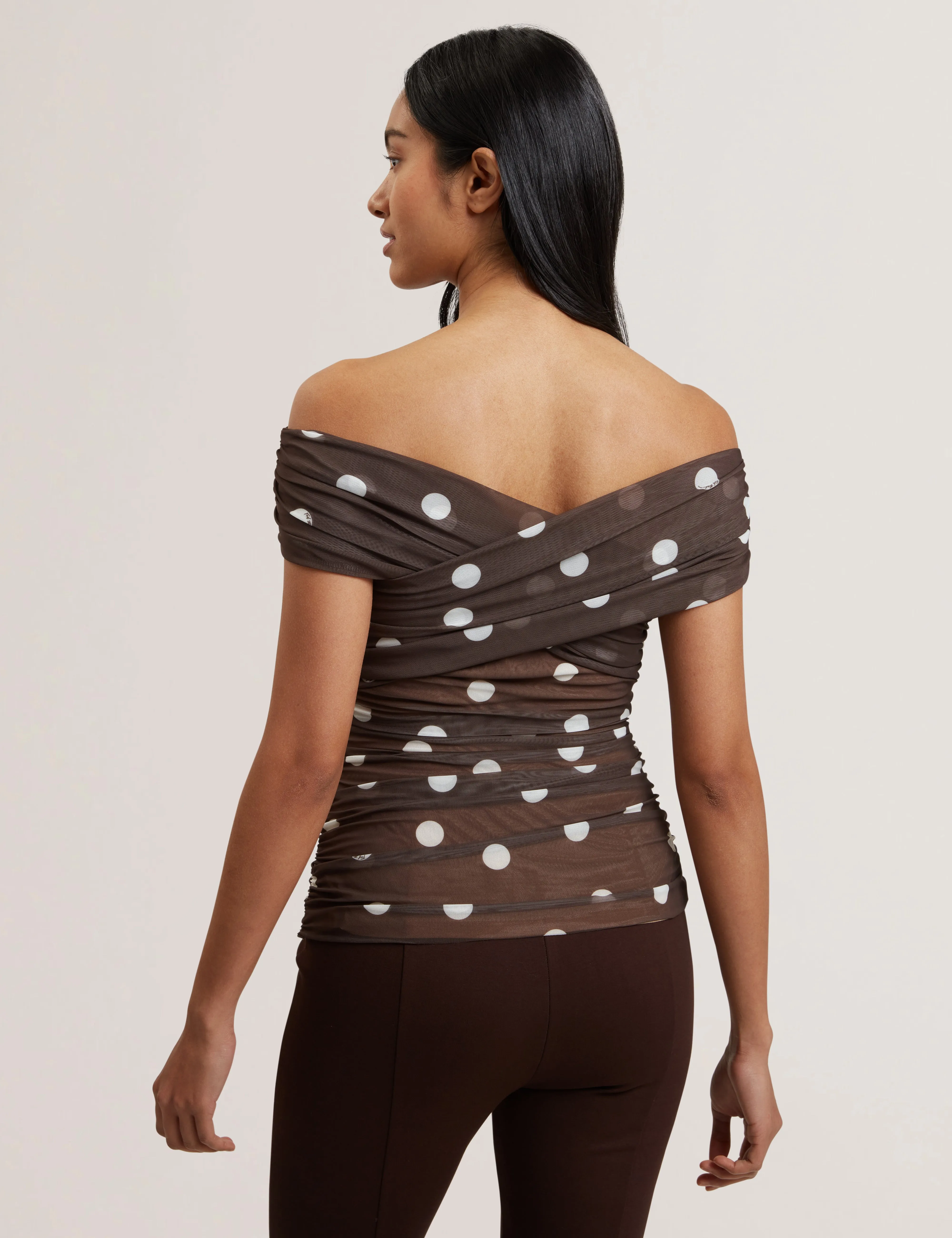 Zaamo Cross Over Neck Printed Mesh Top Dk-Brown